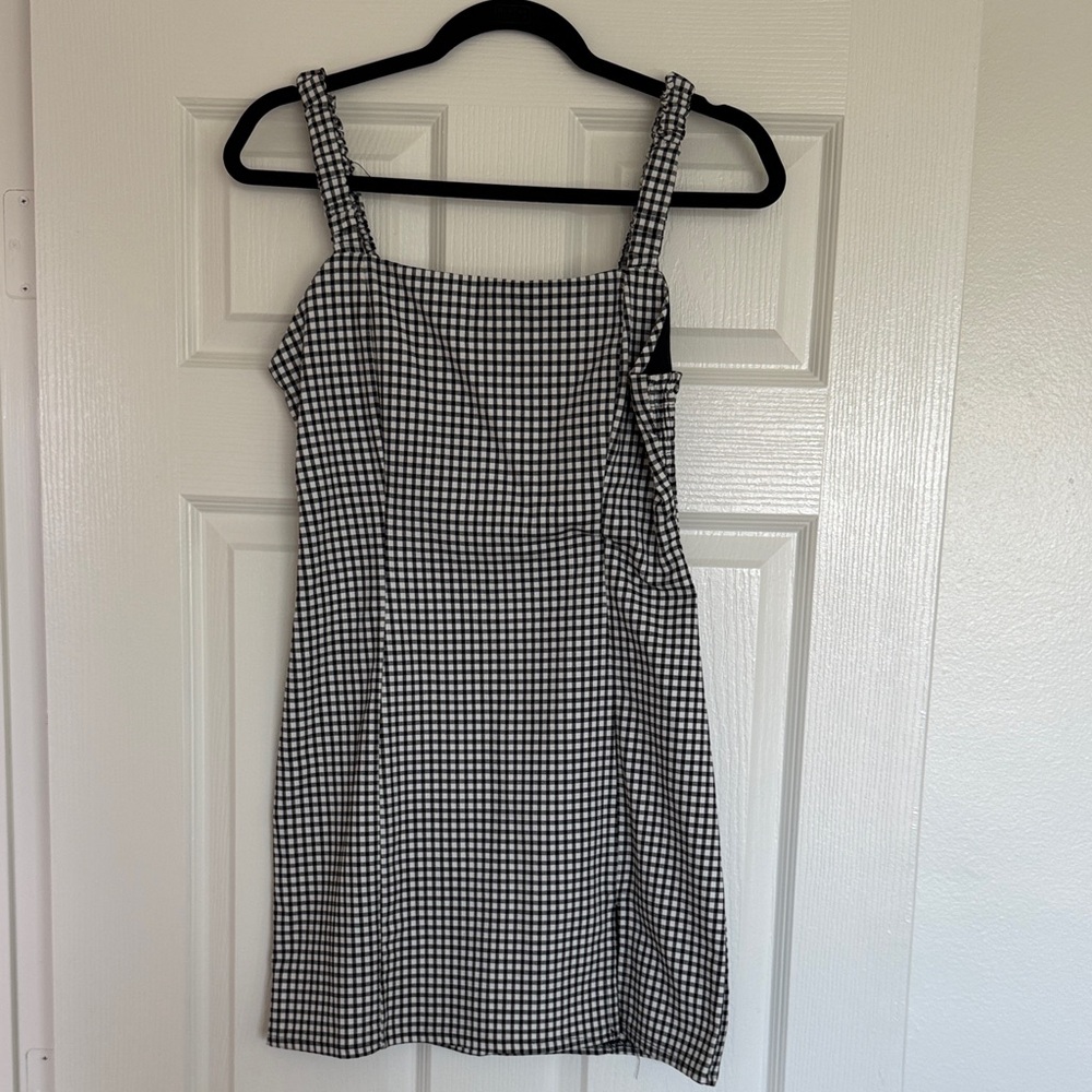 Pull&Bear Black and White Gingham Mini Dress